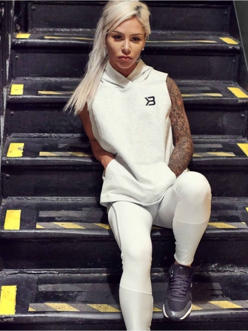 BETTER BODIES Sleeveless Hoodie Tank - white